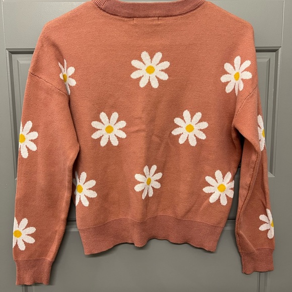 Floral Cropped Sweater - Picture 3 of 3
